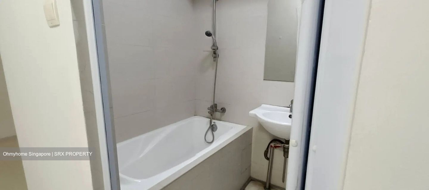 Blk 488A Tampines Avenue 9 (Tampines), HDB 5 Rooms #545301501